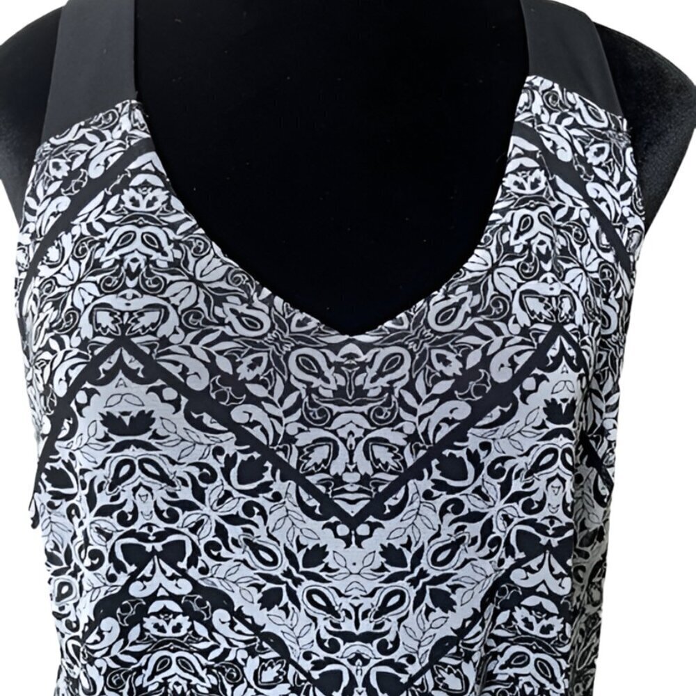 Lace sleeveless‎ shirt - Picture 6 of 7